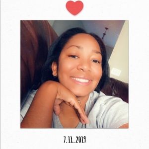 Meet your Posher, Amira